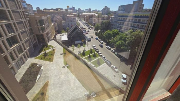 Продам 4к квартиру 107 м² ЖК Mozart Центр міста, вул. Короленка, 2