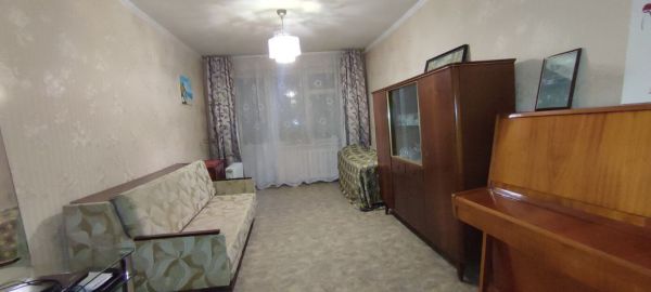 Продаж 3к квартири 69.1 кв. м на мас. Парус червона лінія