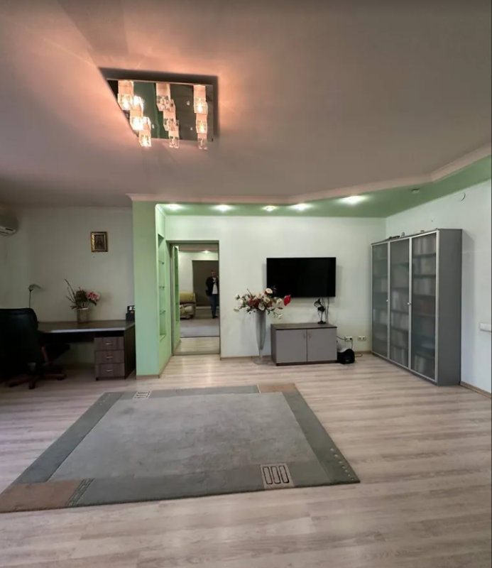 Продам дом в Днепре по ул. Кривоноса Индустриальный район