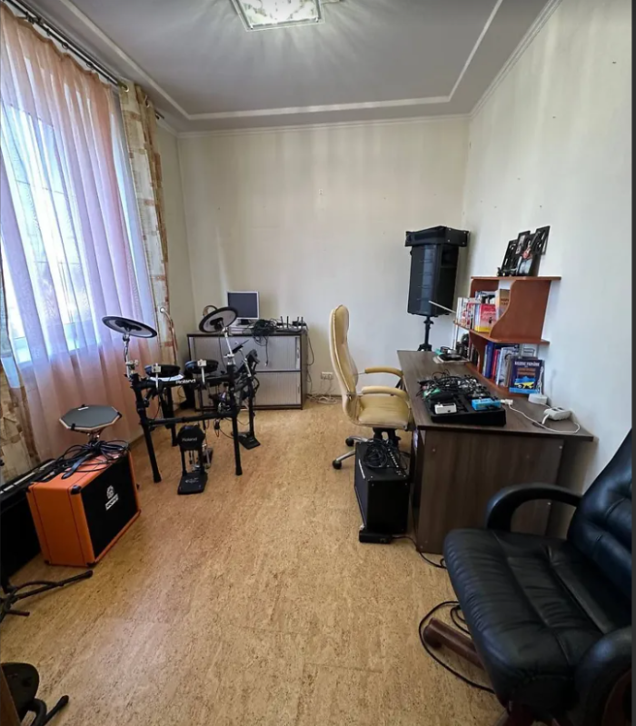 Продам дом в Днепре по ул. Кривоноса Индустриальный район