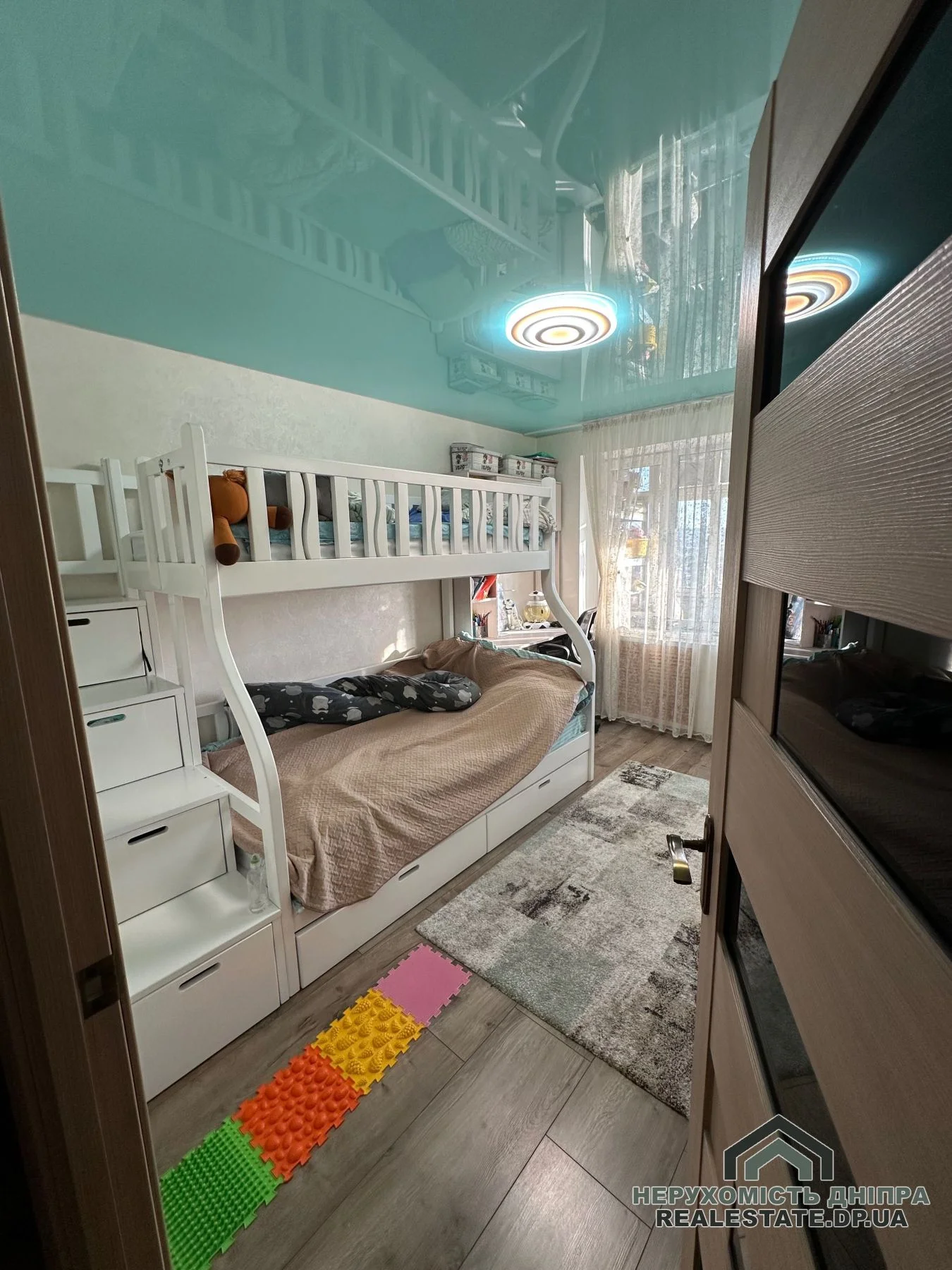 Продам 2к квартиру з ремонтом 54 м² на ж/м Покровский ул. Метростроевская 17 · 2