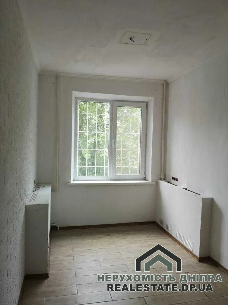 Продам комерційне приміщення 26  м пр. Героев 12, Кітайська стіна · 2