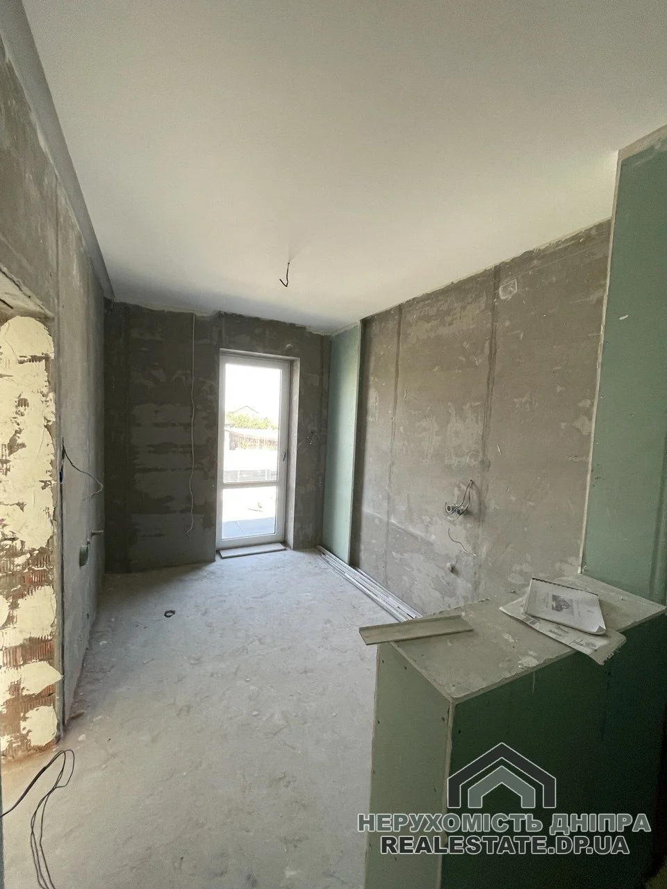 Продам 2х поверховий будинок 298 м² з верандою, бассейном на ділянці 15 соток в Сажівці · 3