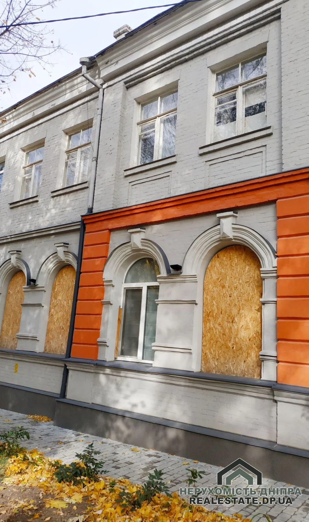 Продам 2к в центрі міста 52.7 м біля парку Шевченко