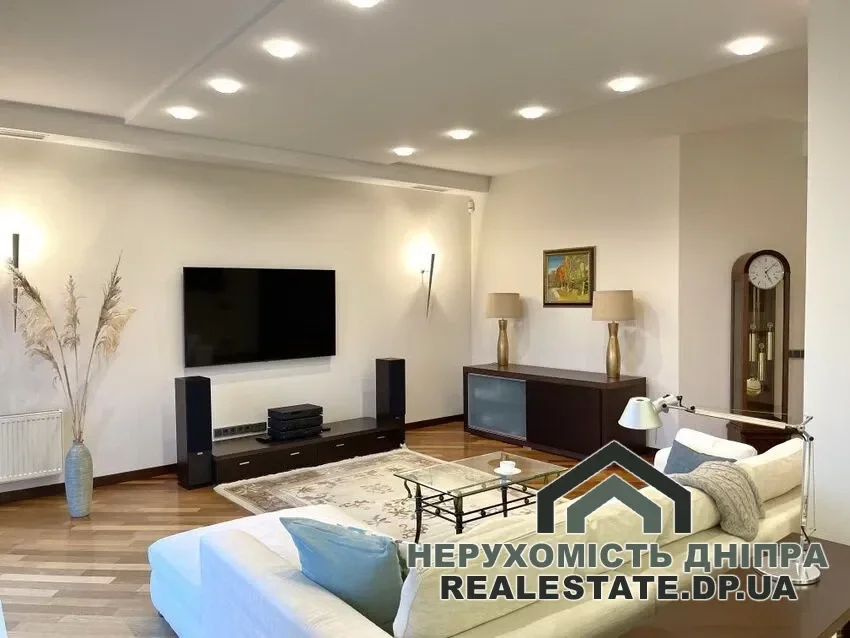 Продам 3-х комнатную квартиру в ЖК Парковый · 3