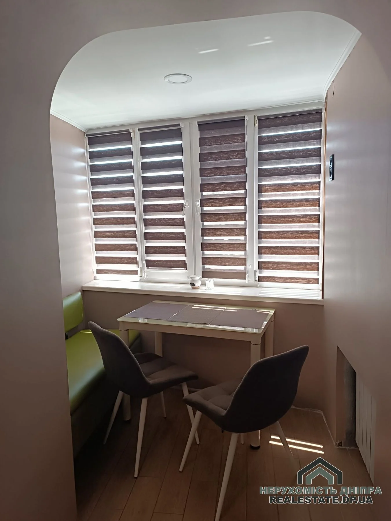 Продам 2к квартиру 43 м² на Червоному Камені з якісним ремонтом, Новокодацький район · 4