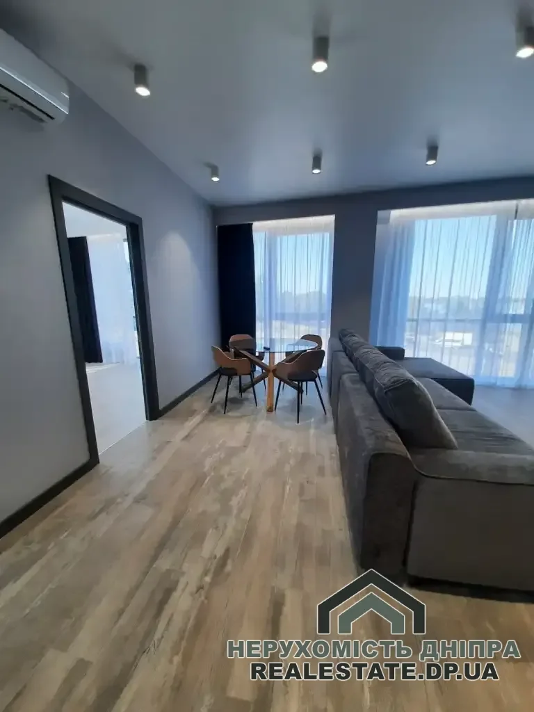 Продам 3к квартиру 93 м² ЖК Фестивальний · 3