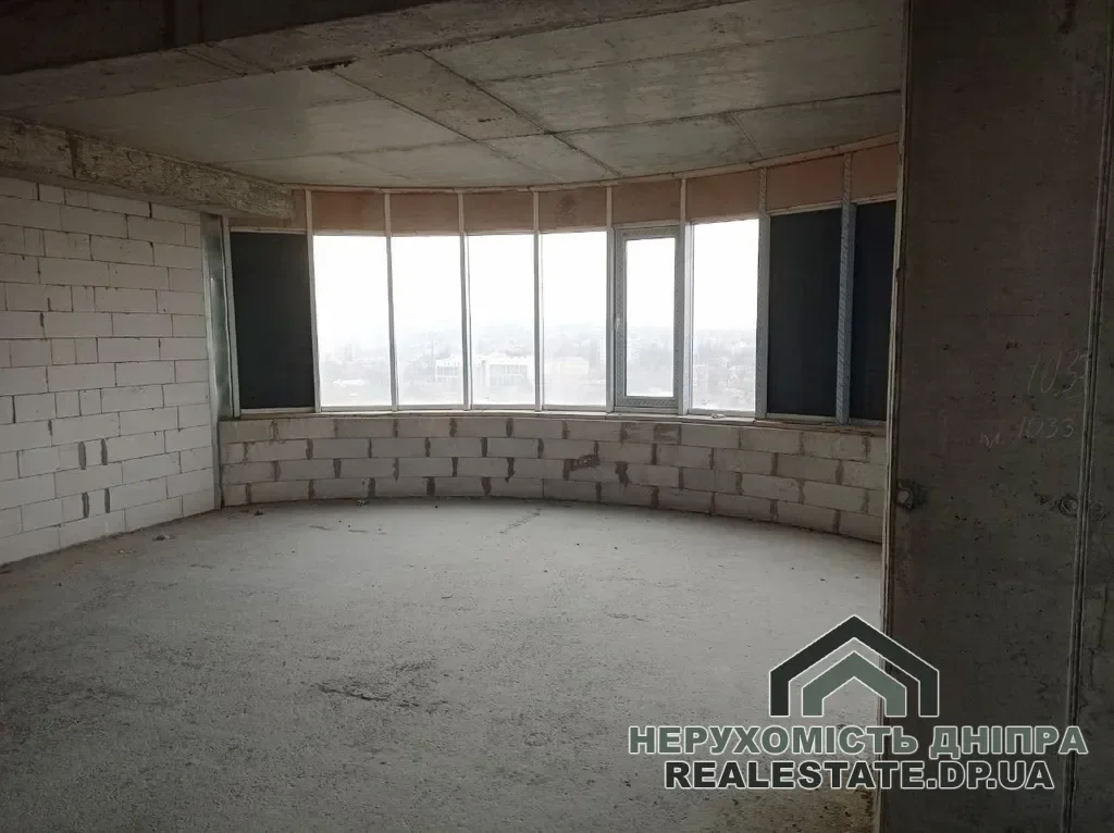 Продам 4 кімнатну квартиру 107.3 м² ЖК Баку, парк Чкалова