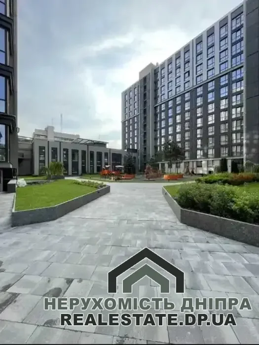 Продам 4к квартиру 104 м² ЖК Geneve · 4