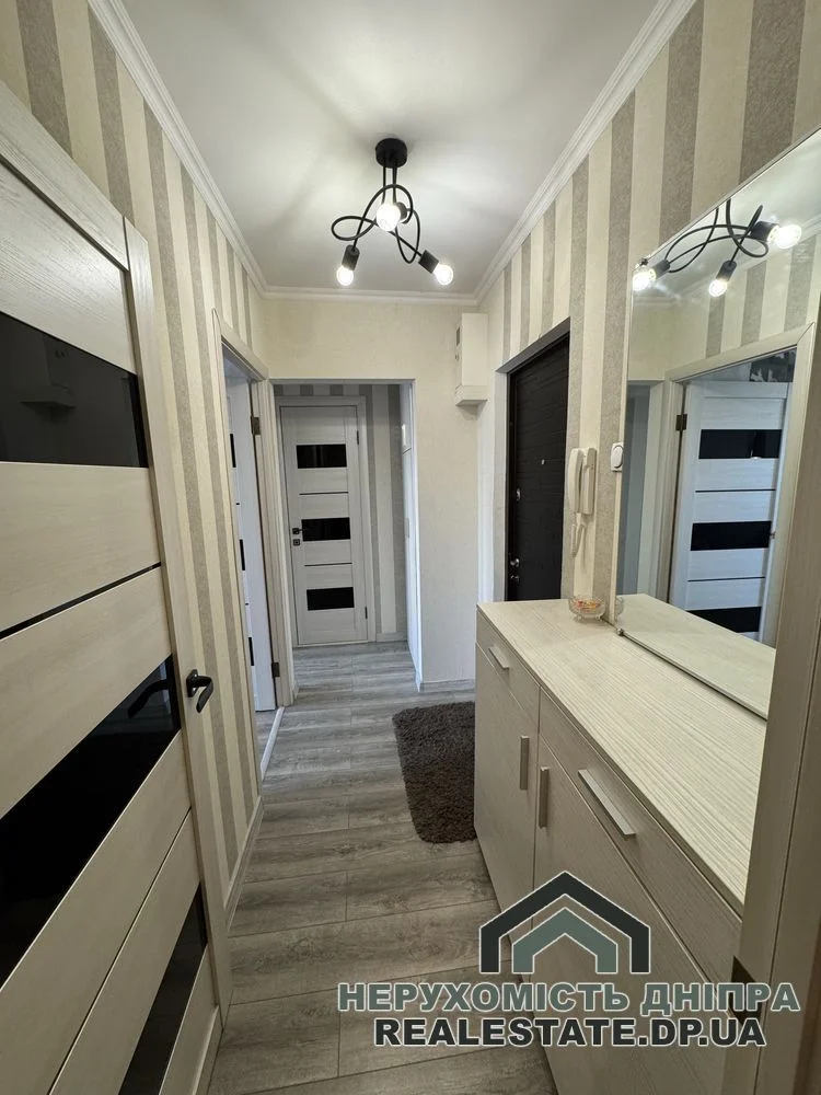 Продам 2к квартиру 49 м² з ремонтом Парус 1 Новокадакский район · 2