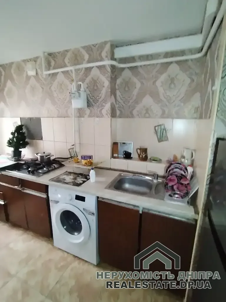 продам 2к 51 м² Червоний камінь вул. Юрія Кондратюка 5 · 2