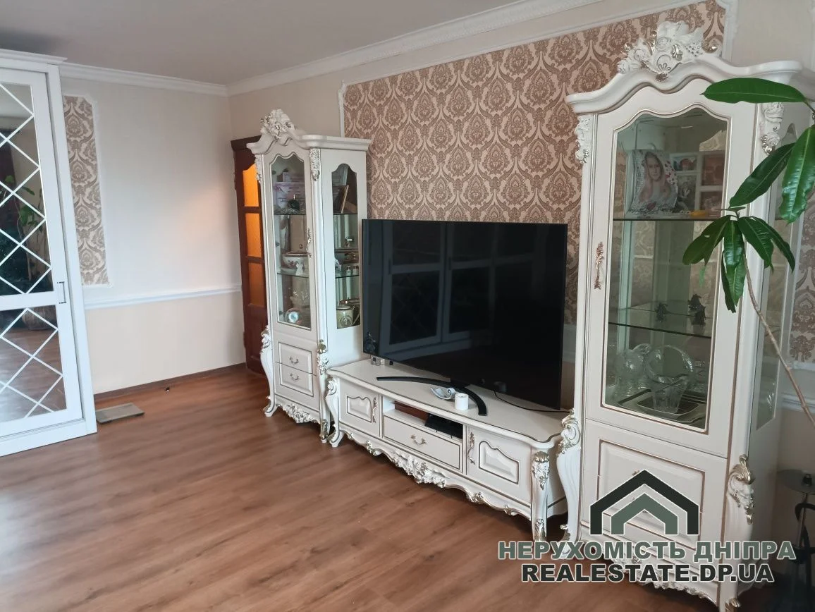 Продам 4 квартиру на Красный камень двухэтажная 106 м² с собственным газовым отоплением · 2