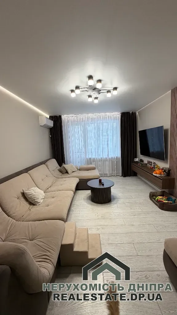 Продам 3к квартиру 66.7 м² з ремонтом Парус вул. Моніторна 2 · 2