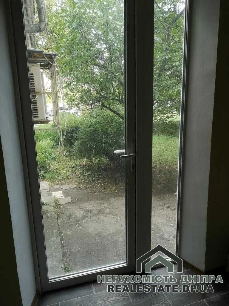 Продам комерційне приміщення 26  м пр. Героев 12, Кітайська стіна