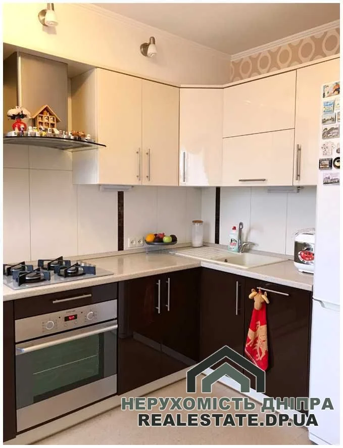 Продам 4к квартиру 88 м² на ж/м Покровський · 2