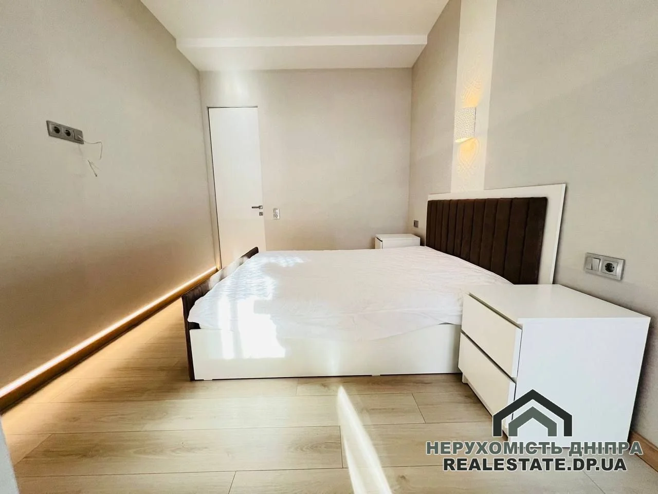 Здам 2 комнатную квартиру 60 м² ЖК Фестивальний Центр Січеславська Набережна вул. 49 · 2