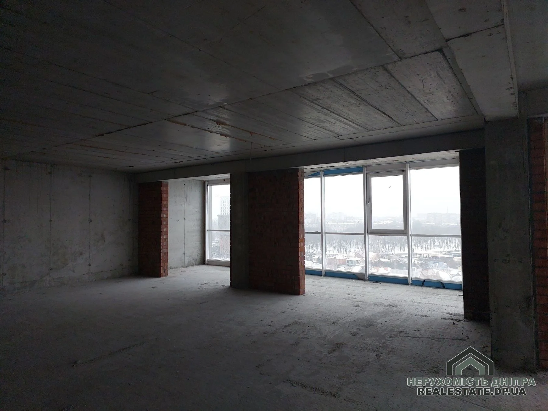 Продам 3к квартиру 120 м² ЖК Рибінський Comfort Подстанція пр. Науки 112 · 4