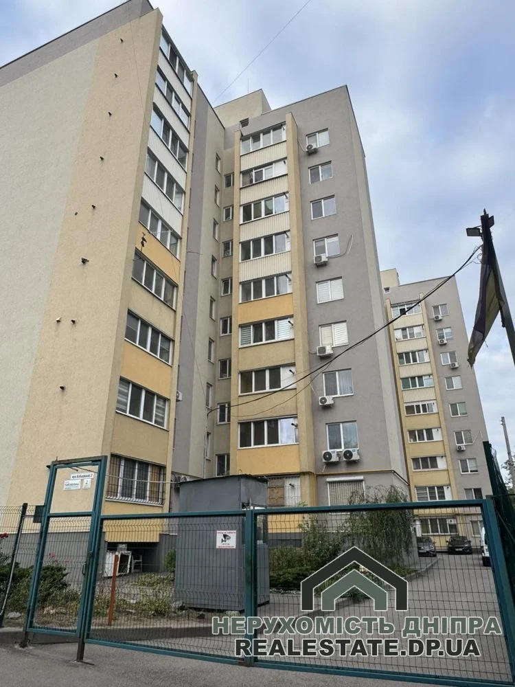 Продам 1 кімнатну квартиру 30.80 м²