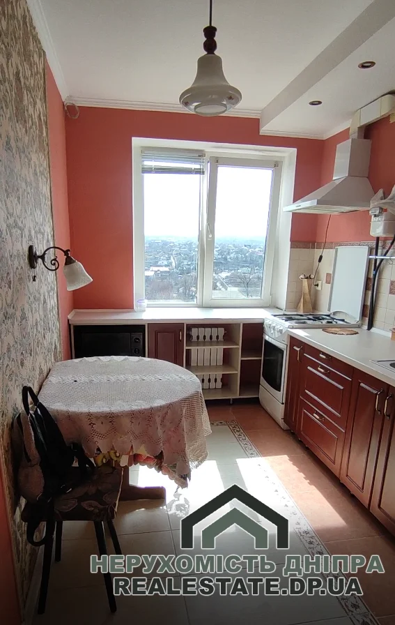 Продам 2к квартиру 48 м² ж/м Парус вул. Моніторна 7
