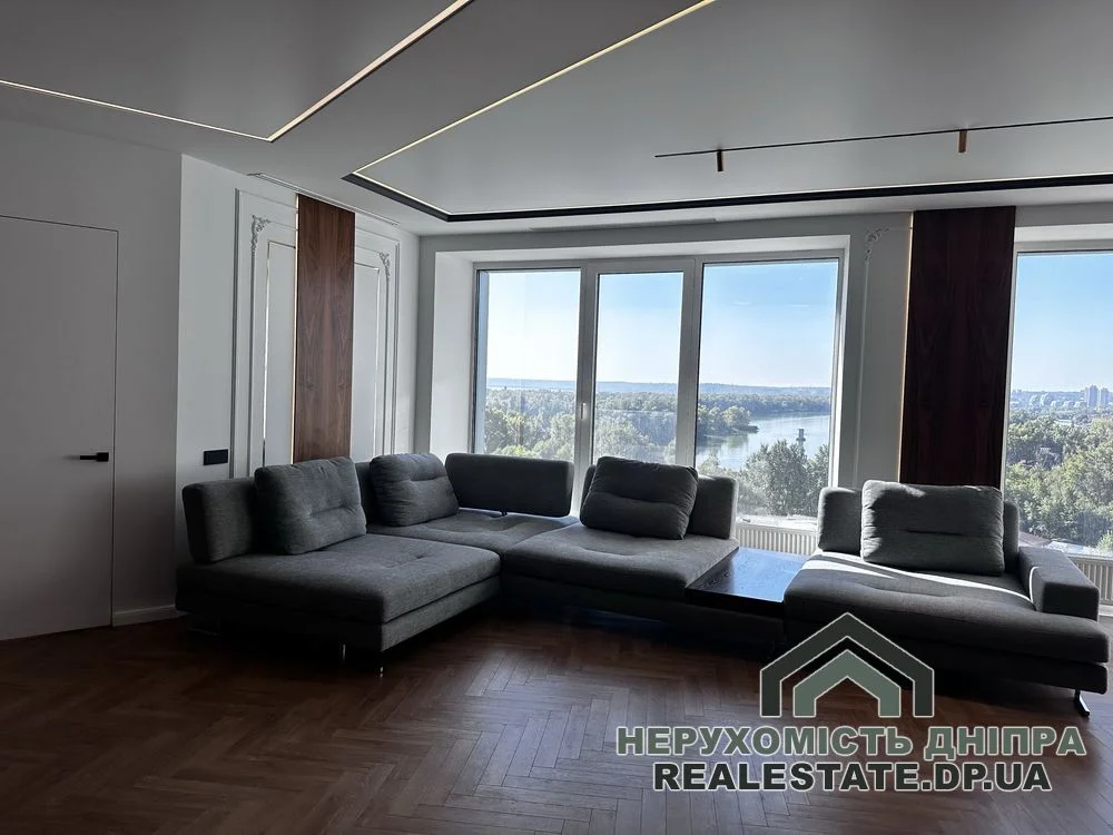 Продам велику 4к квартиру 160 м² з ремонтом, власною терасою ЖК Bartolomeo
