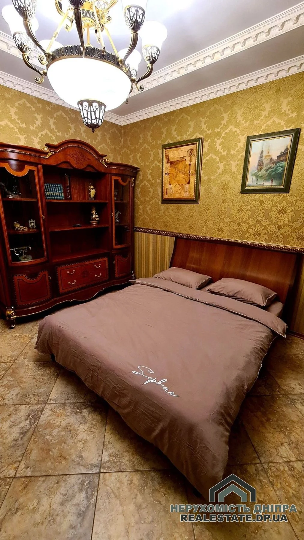Продам 2к квартиру  50 м² со своим газовым отоплением, ремонтом на рабочей, сталинка · 2
