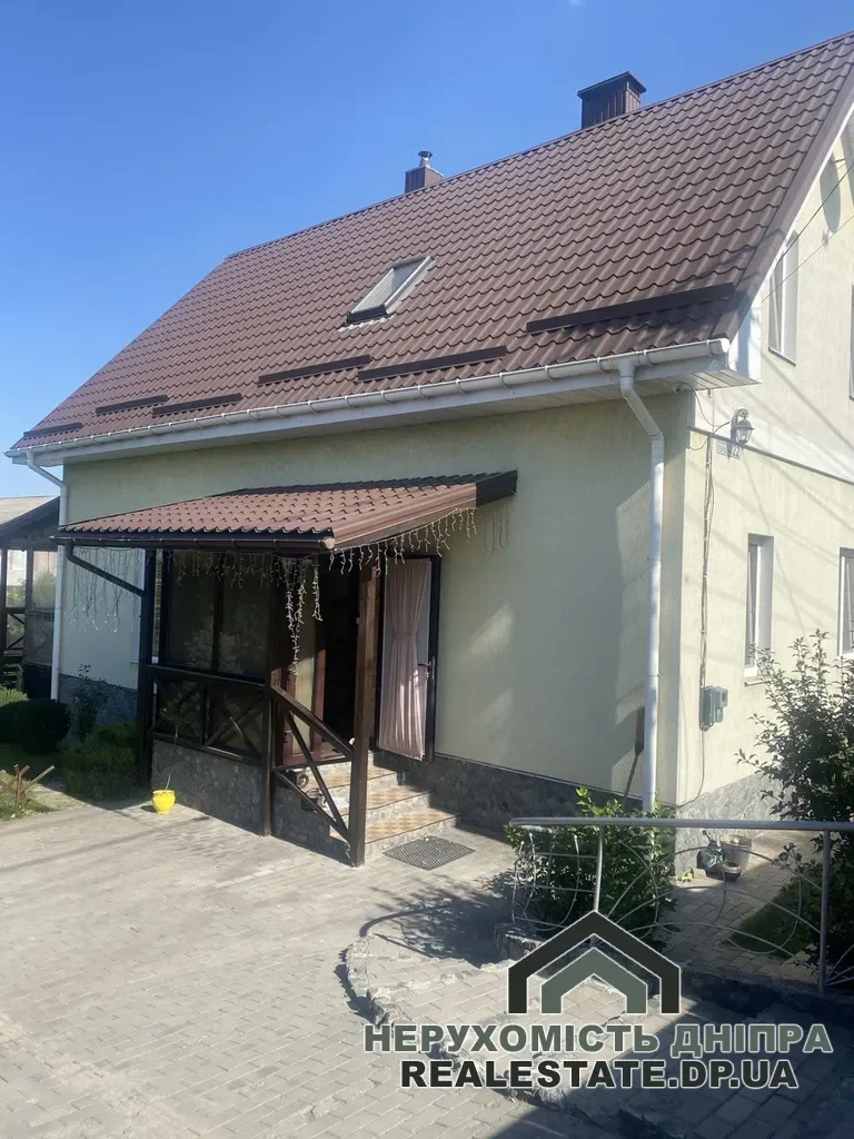 Продам новий будинок в Діївці по вул. Андрейченко 4к 8 соток 124.70 м²