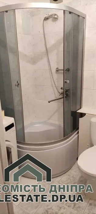 Продам квартиру в Днепре на ул Коробова, Красный Камень 2к, 51 м² · 4