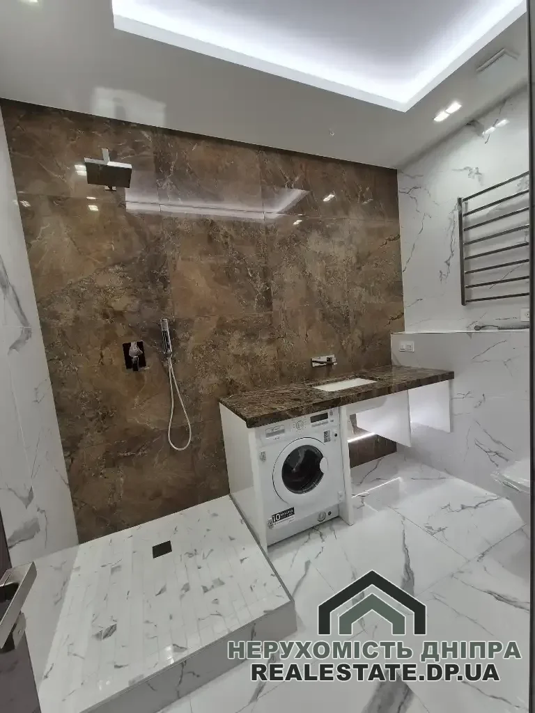 Продам 4к квартиру 108 м² з ремонтом ЖК IQ-House Нагорний вул. Володимира Моссаковського 7 · 4