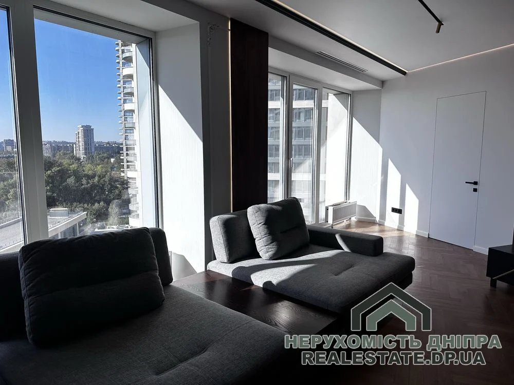 Продам велику 4к квартиру 160 м² з ремонтом, власною терасою ЖК Bartolomeo · 2