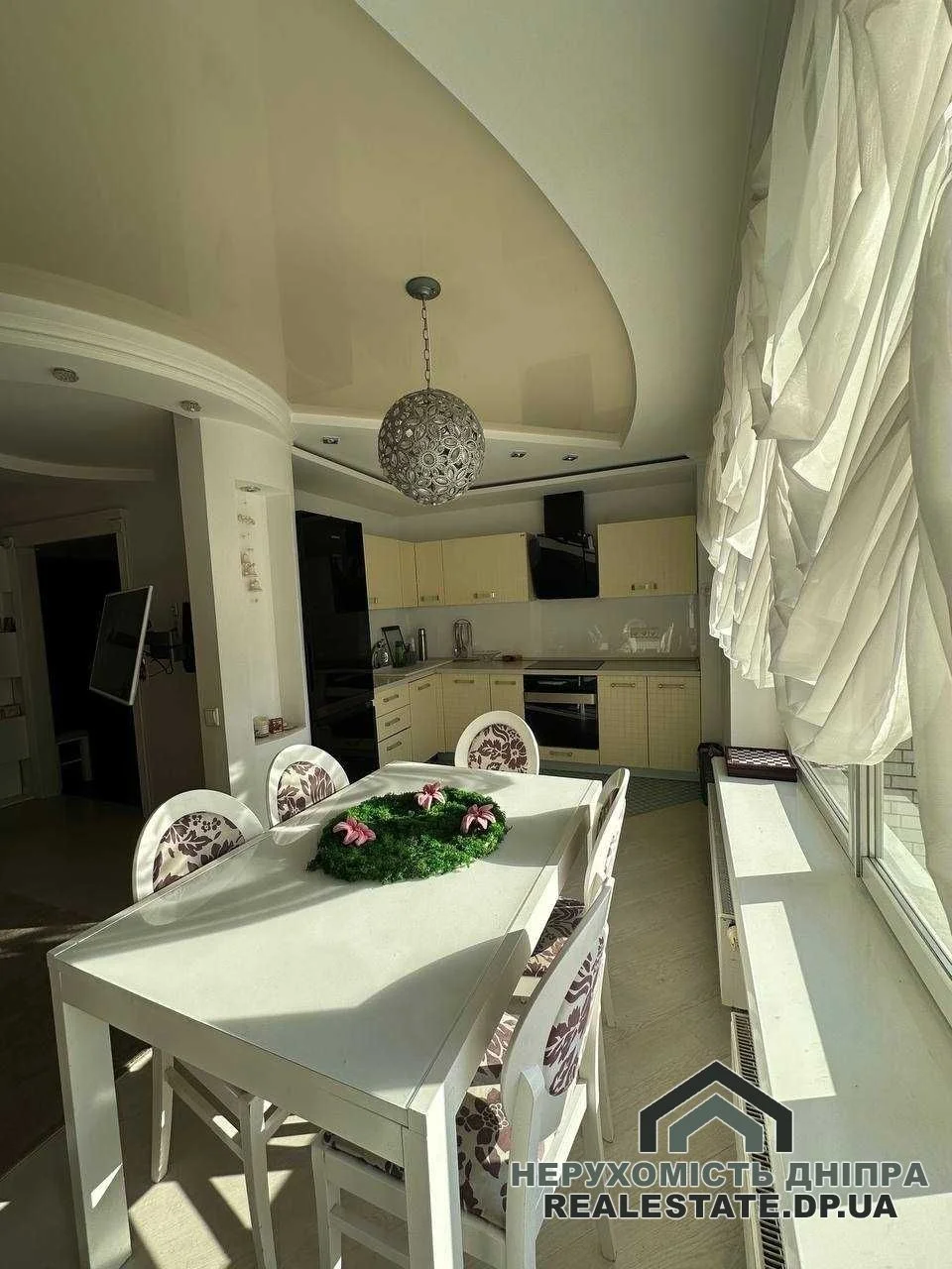Продам 3к квартиру 74.50 м² с мебелью, техникой, ремонтом и с видом на реку на жм Фрунзенский · 2