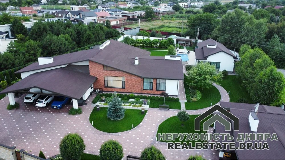 Продам будинок 400 м² 7 кімнат ділянка 40 соток в закритому котеджному поселку Срібний Бір в Обухівці