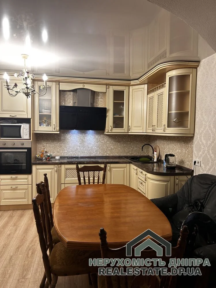 Продам будинок з власним берегом 4 кімнати 140 м² 10 соток у Підгороднє, ермолаевка · 3