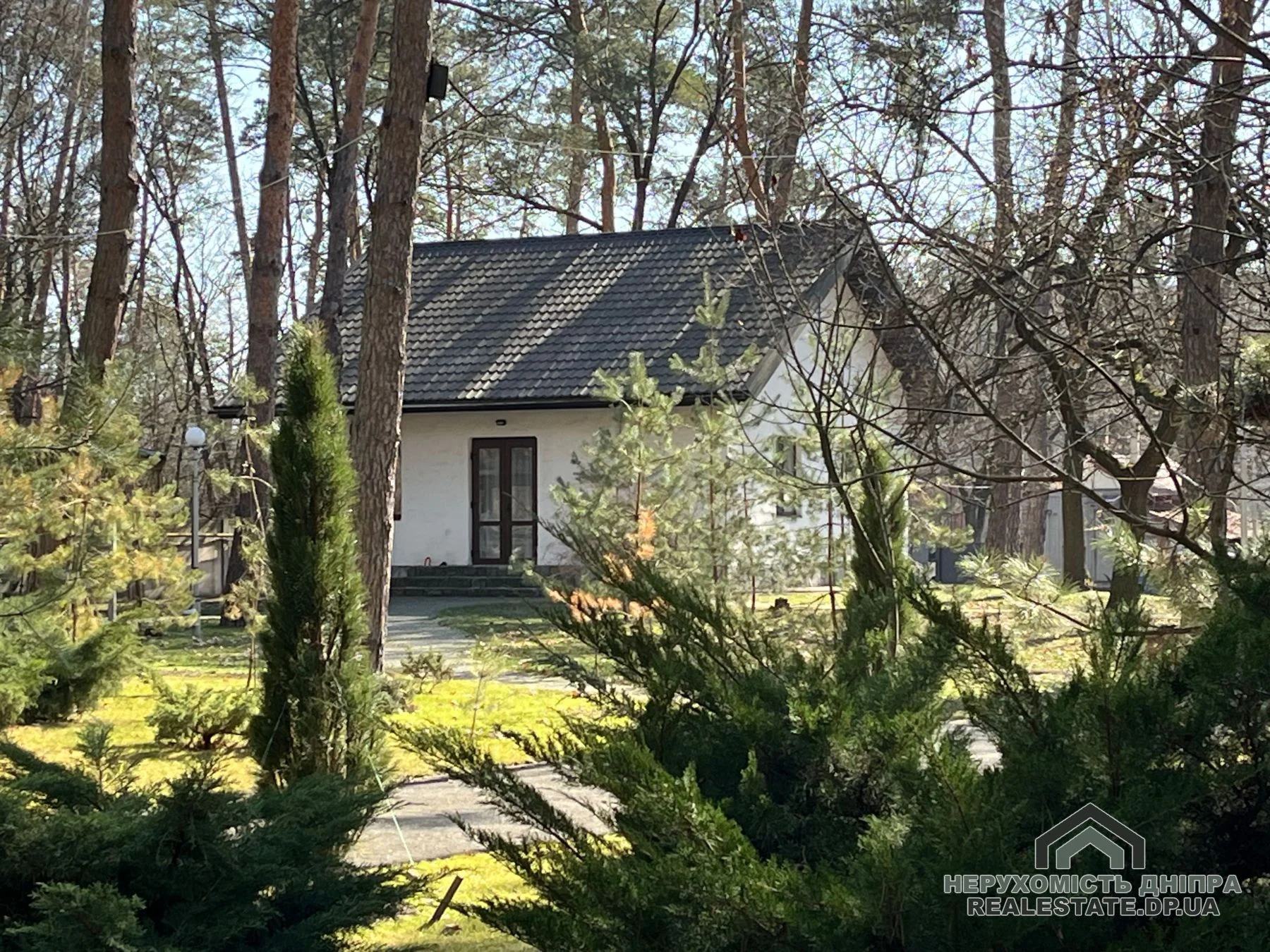 Продам загородный дом для отдыха 6 комнат 115 м² 10 соток в Орловщине