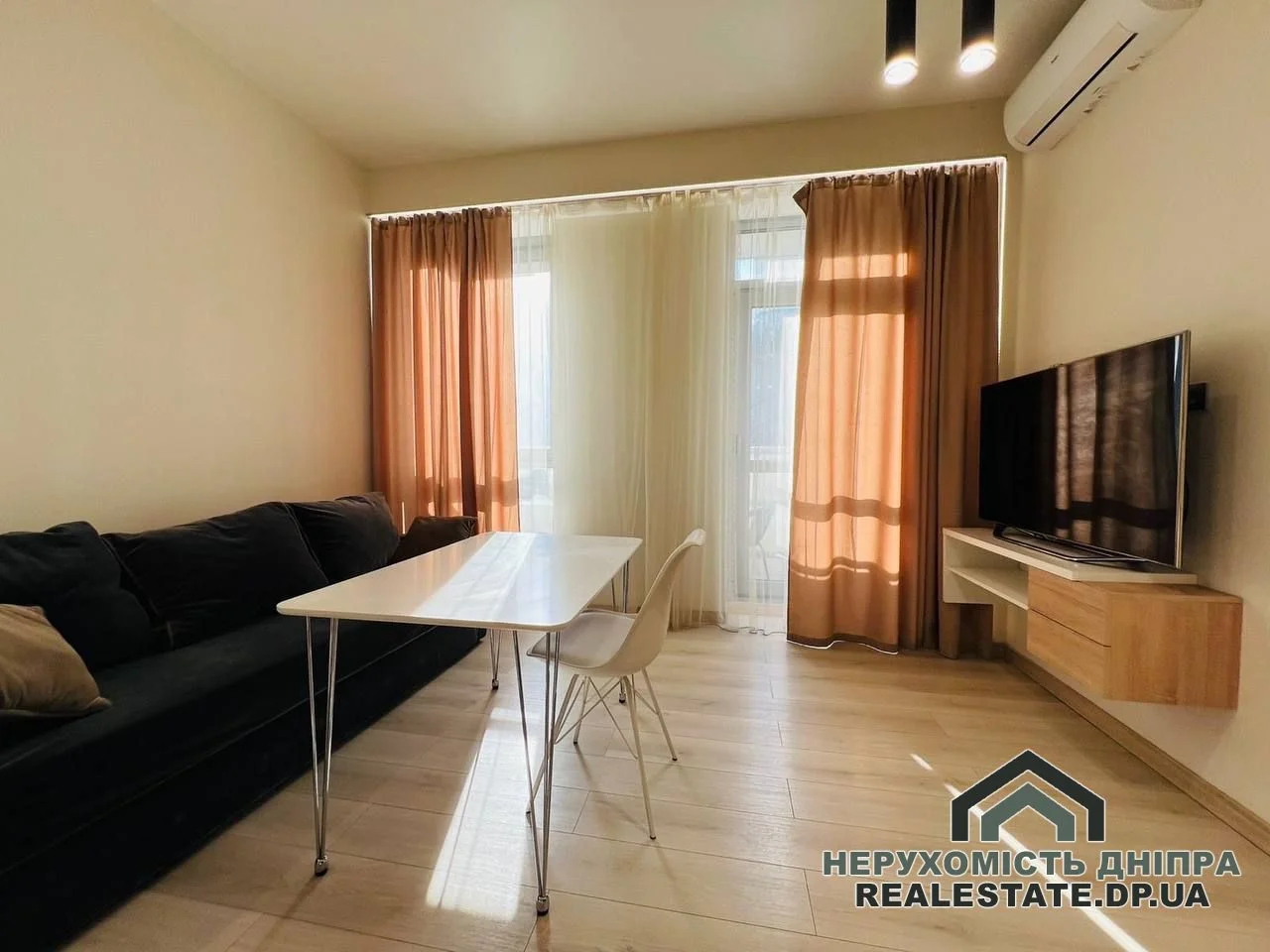 Здам 2 комнатную квартиру 60 м² ЖК Фестивальний Центр Січеславська Набережна вул. 49 · 3