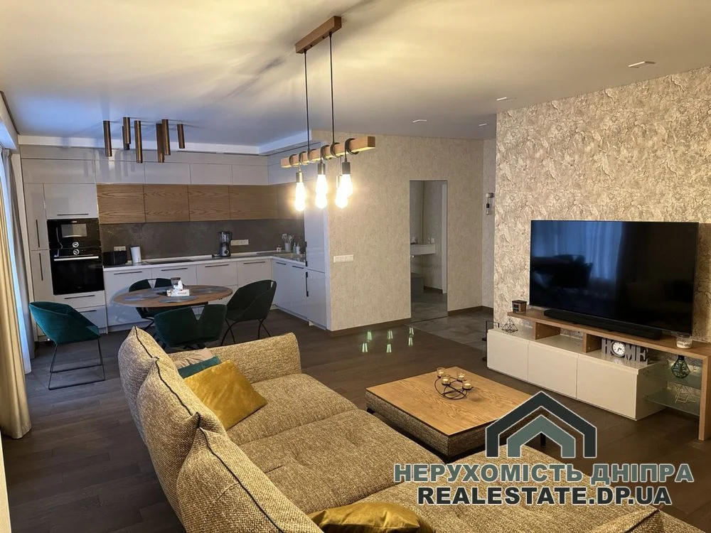 Продажа просторной 3к квартиры 102 м² в ЖК Пятый Континент