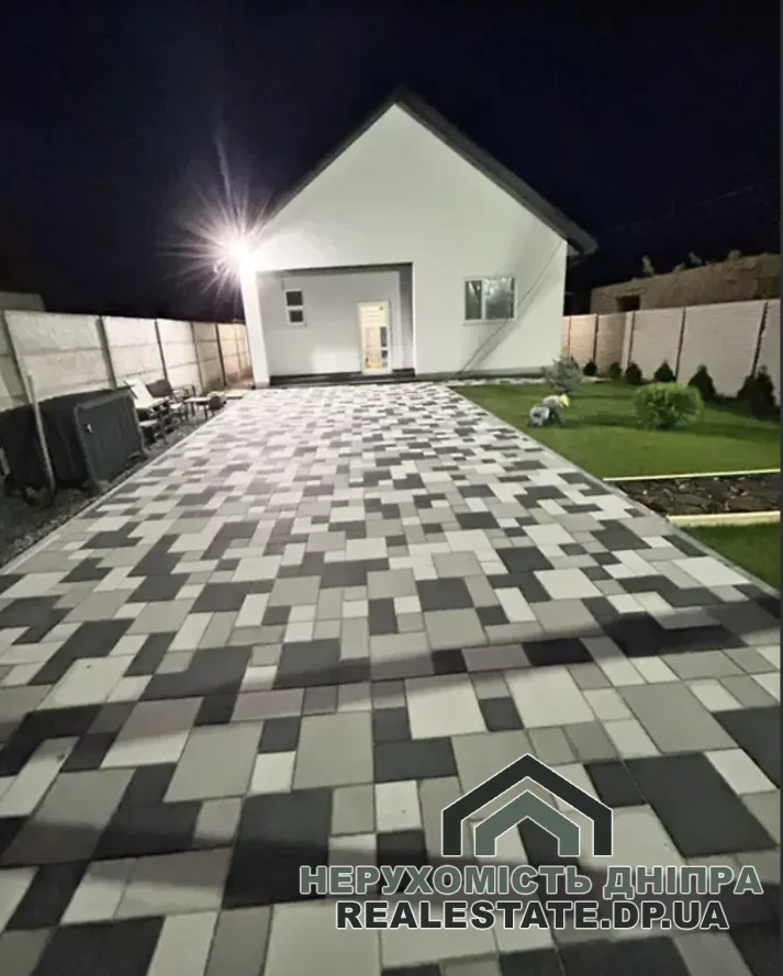 Продам гарний, новий 3х кімнатний будинок 100 м² у Підгородньому · 2