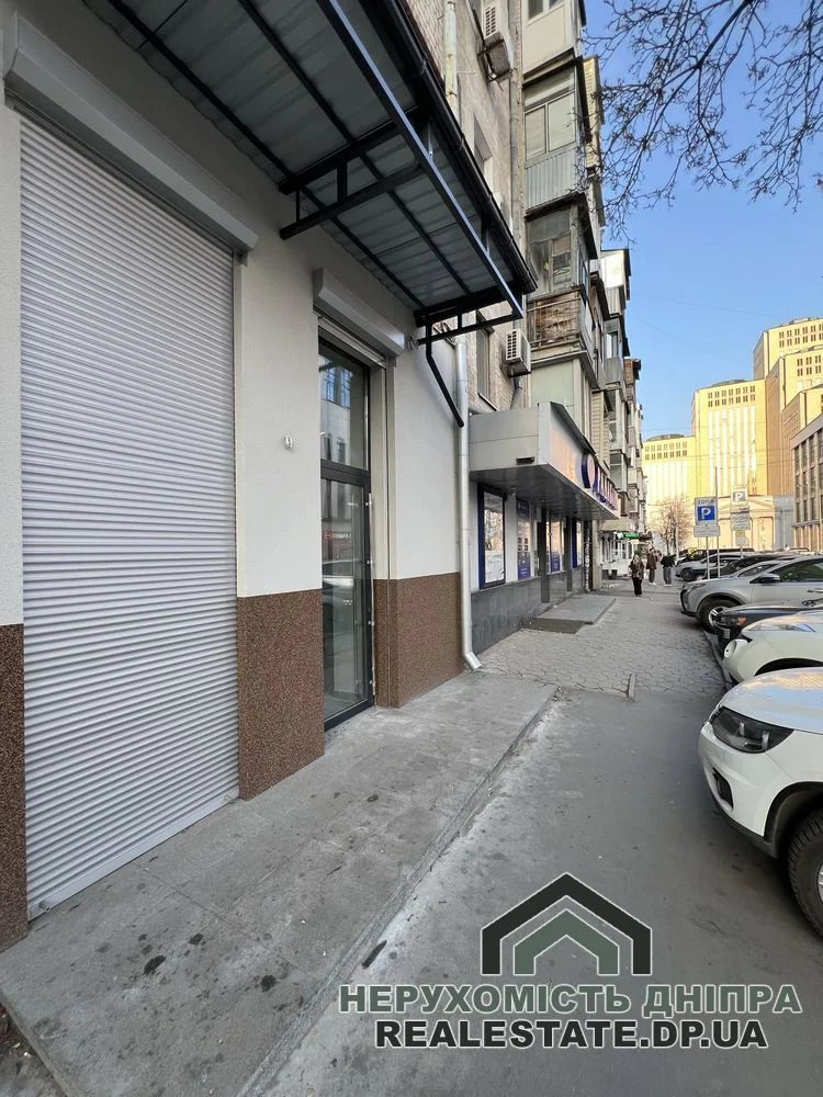 Сдам торгове приміщення в центрі
