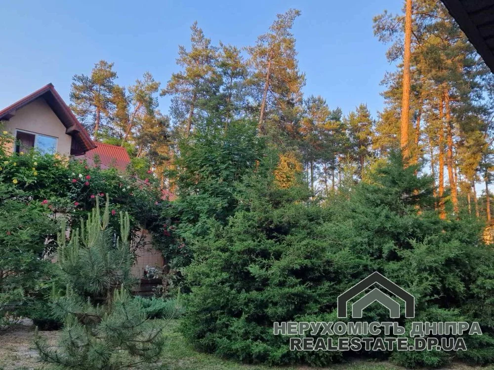 Продам 2х поверховий  будинк 216  м  по вул. Зелена Піщанка 25 соток