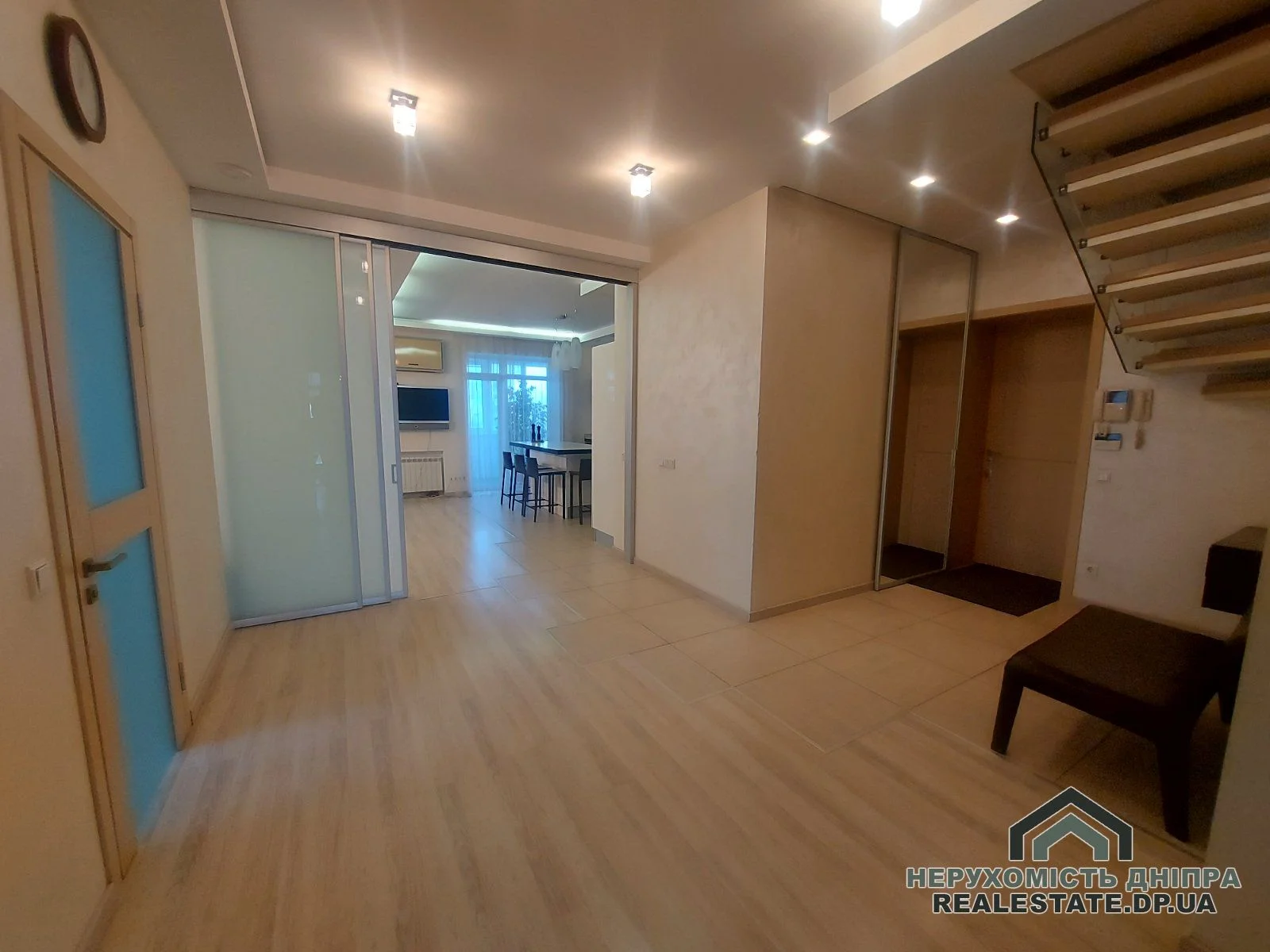 Продам 5ти кімнатну, дворівневу квартиру 299 м² в центрі міста Дніпро ЖК Славний · 2