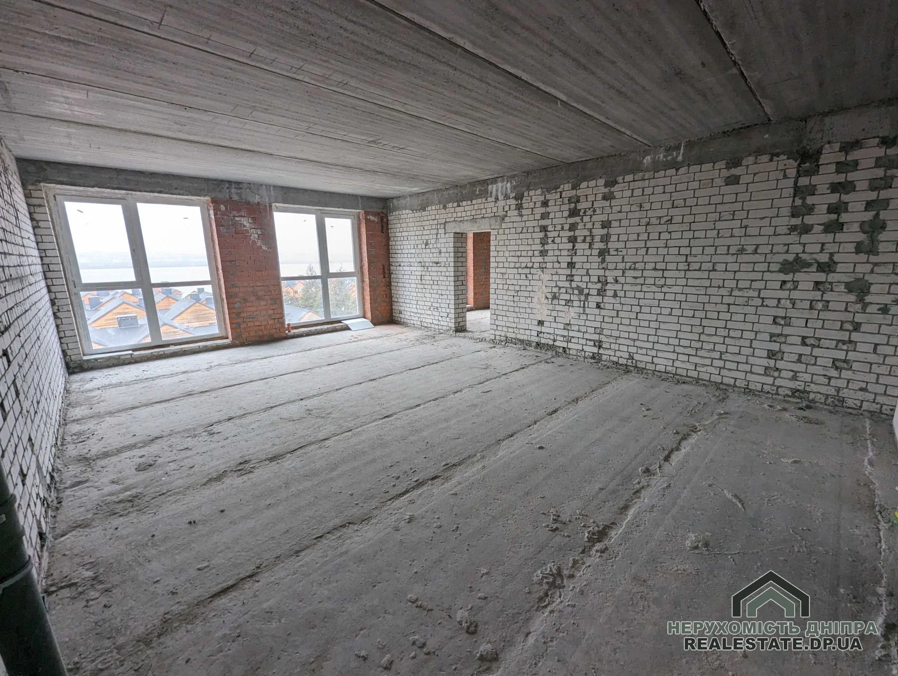 Продам 3х кімнатну квартиру 107 м в ЖК Comfort City Lagoon на березі р. Дніпро