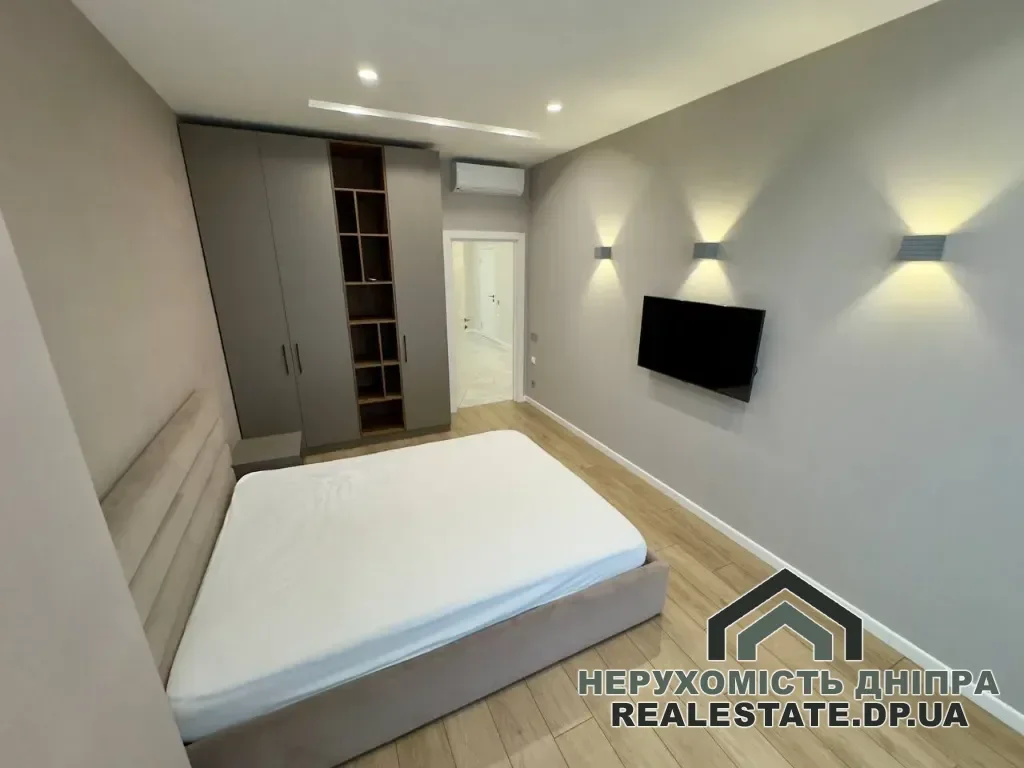 Здам 3х кімнатну квартиру 140м ЖК Comfort City Олександра Поля (низ) Сергія Подолинського вул. 31 · 4