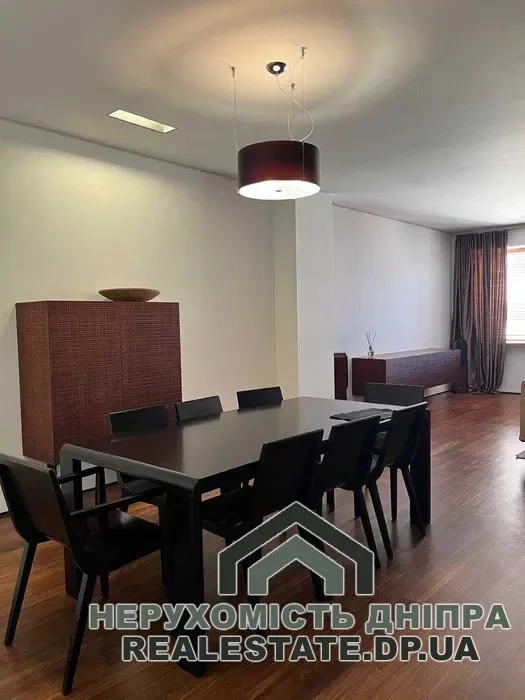Продам 3х кімнатну квартиру 140 м в центрі, поруч з парком, ЖК Вежі/Башни на вул. Вернадського Володимира · 3