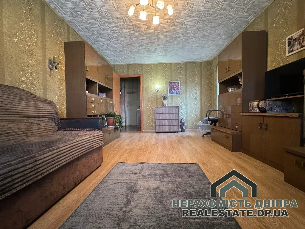 Продам 3к квартиру 47 м² Червоний Камінь, вул. Коробова 16 · 2