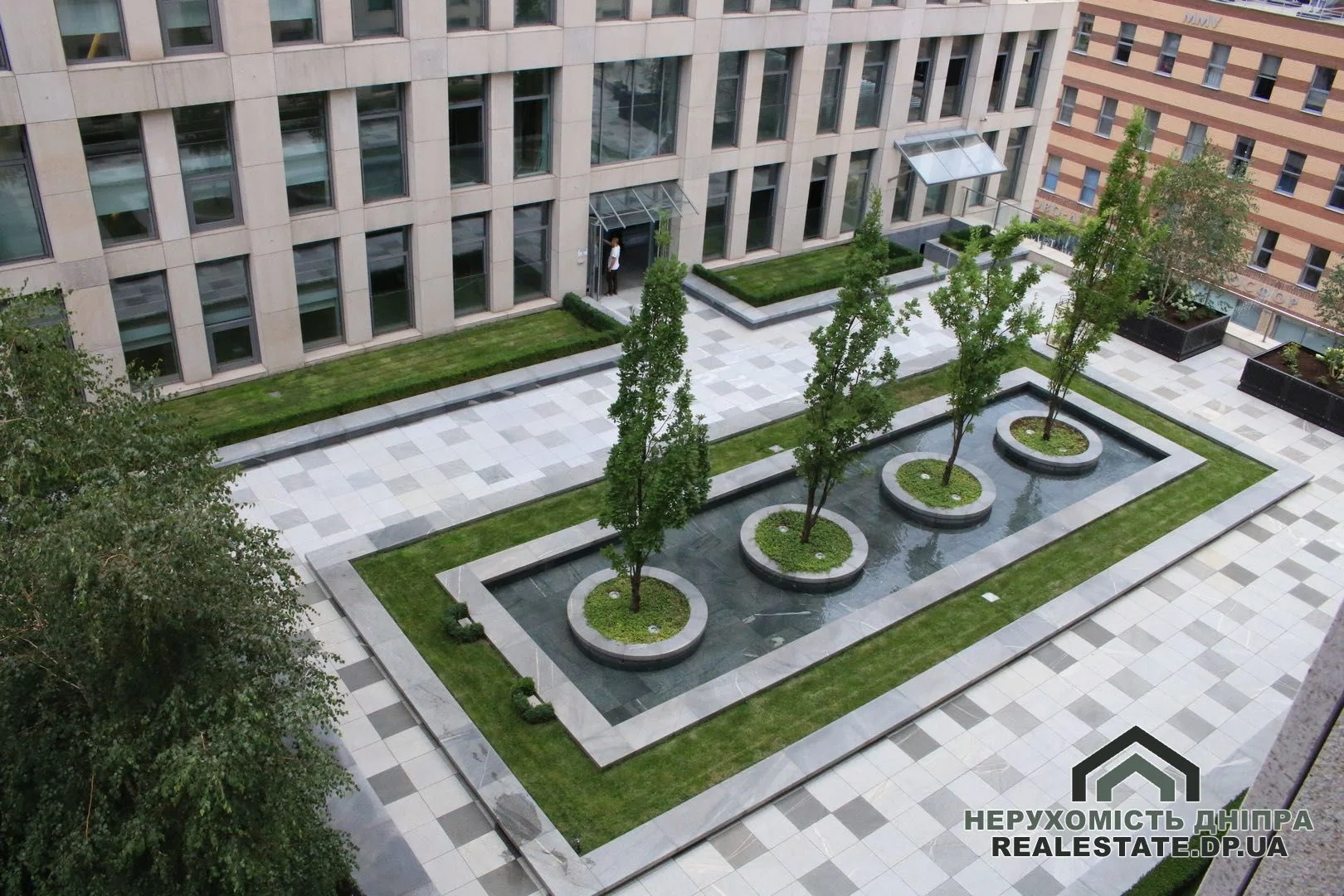Продам елітні апартаменти 186  м в центрі міста ЖК CASCADE PLAZA Катеринославський бул. 1