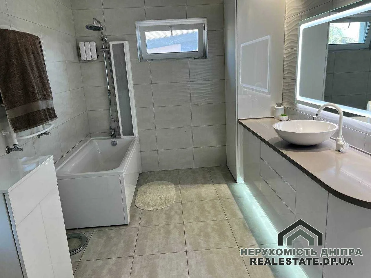 Продам чудесный дом 148.50 м²  левый берег АНД район 6.10 соток · 3