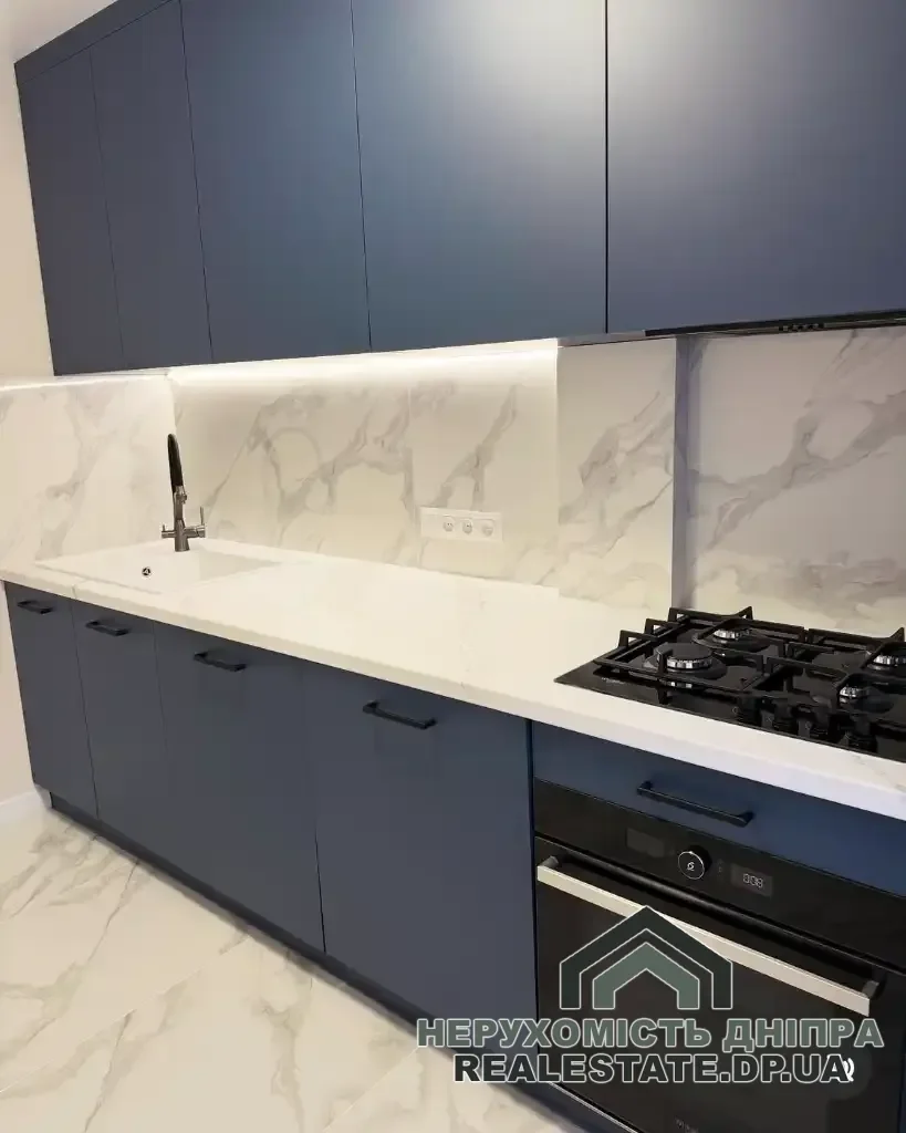 Продам 4-кімнатну квартиру 88 м² з ремонтом на ж/м Покровський Новокодацький район · 1