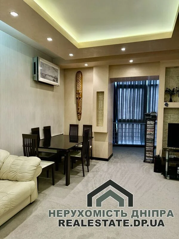 Продам 4к квартиру 147.8 м² на вул. Херсонська 9А · 2