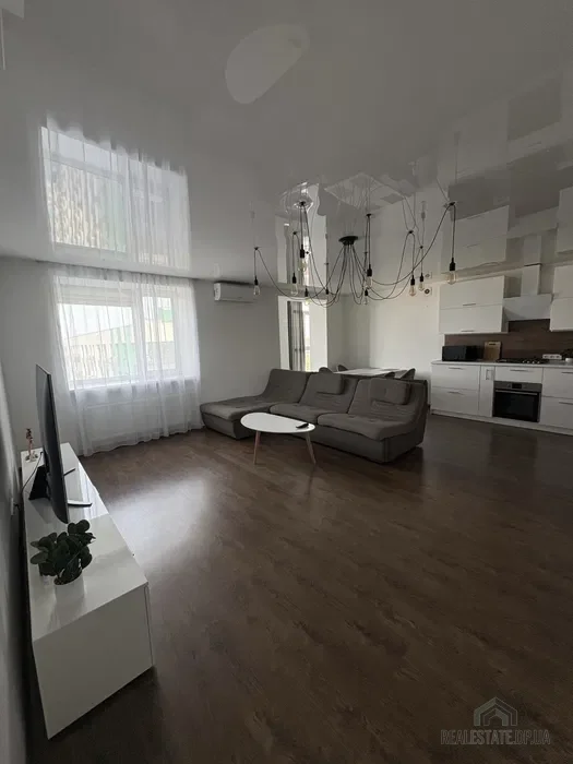 Продам 2‑кімнатну квартиру, 72 м², ЖК «Щасливий», Дніпро