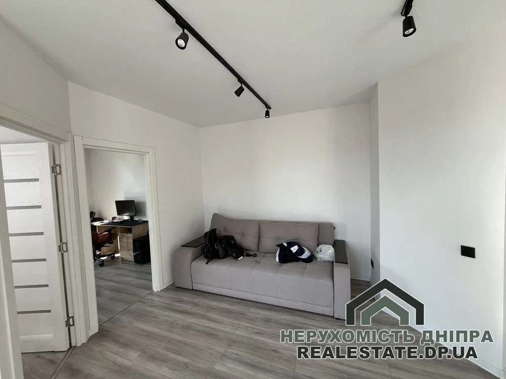 Продам 2х кімнатну квартиру в центрі міста на Ніла Армстронга (Казакова) · 1