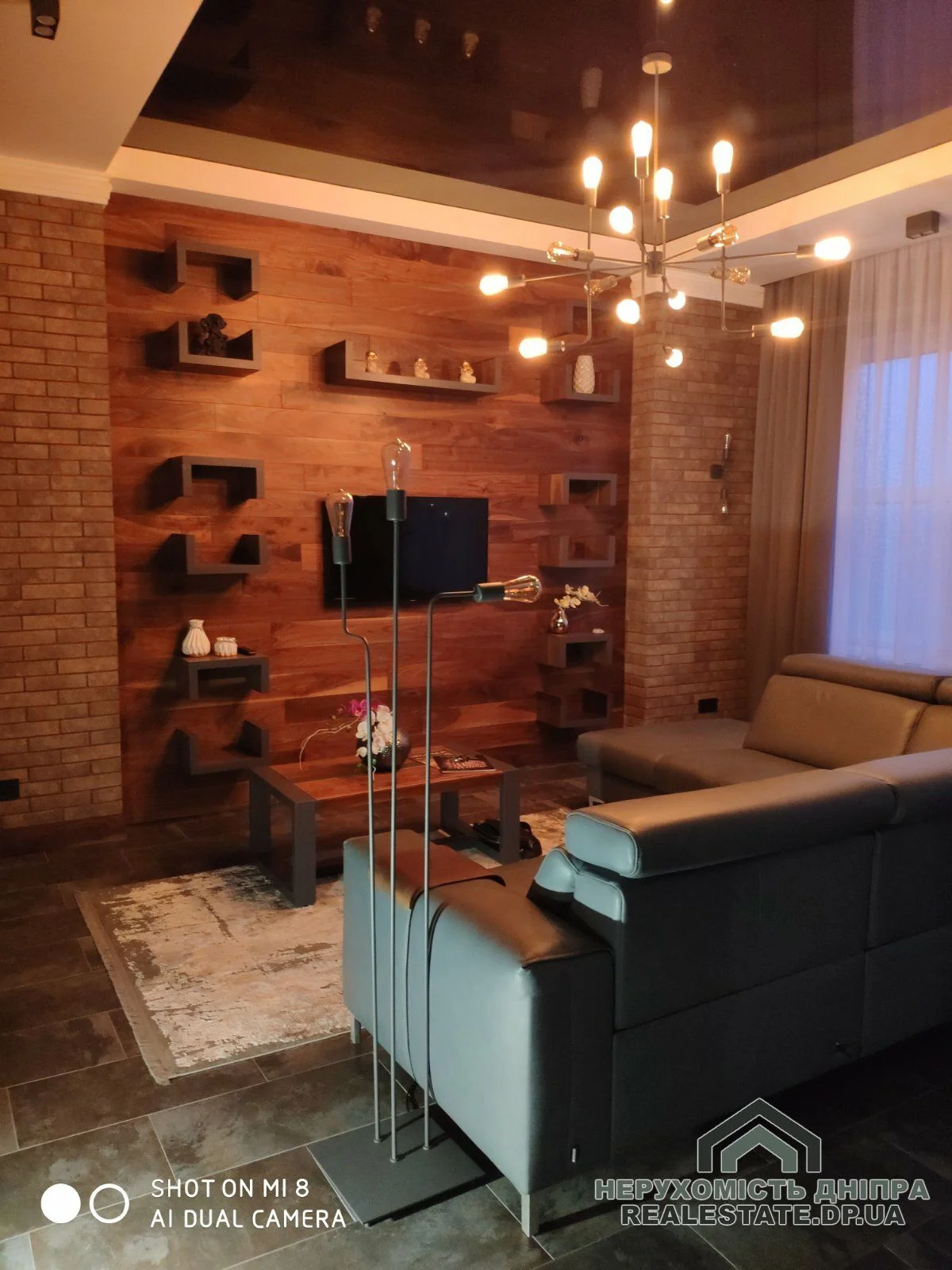 Продам 2х комнатную квартиру 91 м2 с дизайнерским ремонтом в стиле LOFT ЖК LUX DELMAR · 2